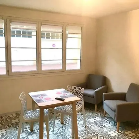 L'escale * ル・トレポール